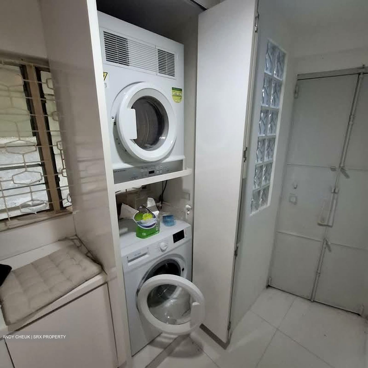 Hollywood Apartments (D9), Apartment #533498621